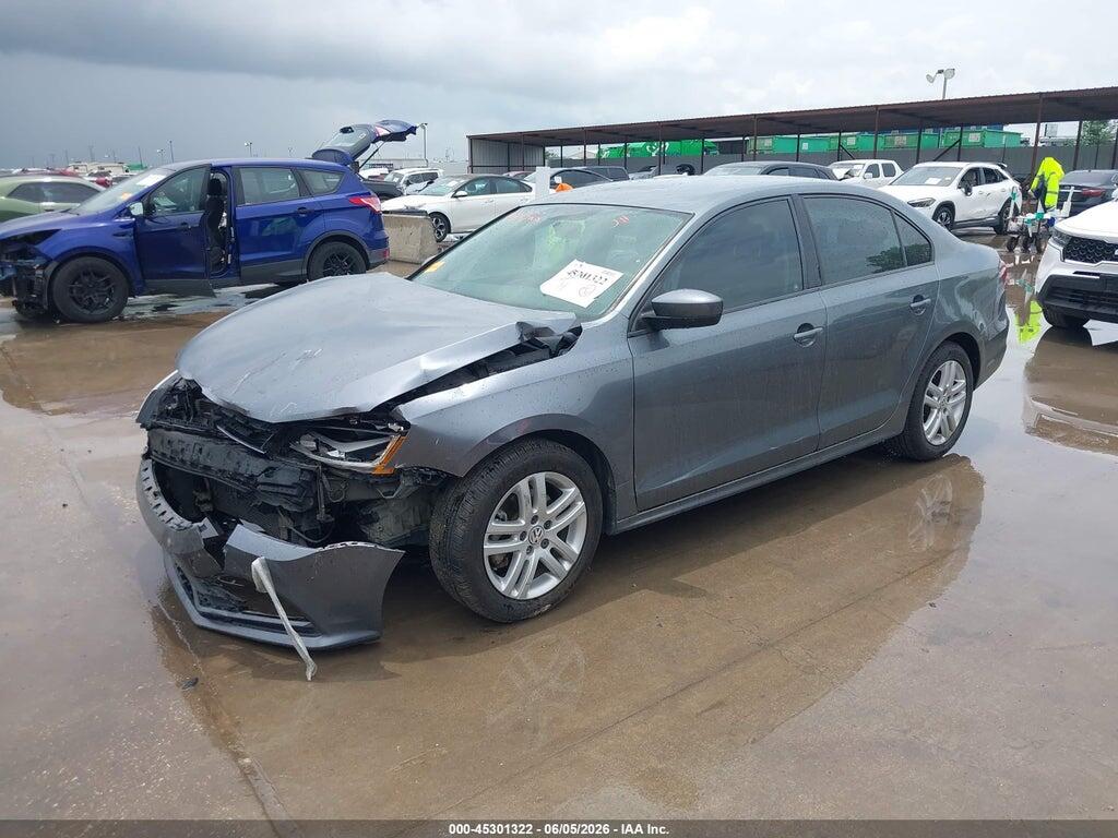 3VW2B7AJ4JM204976 2018 VOLKSWAGEN JETTA photo no. 2