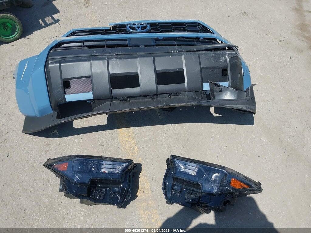 JTEVA5BR5T5100688 2026 TOYOTA 4RUNNER photo no. 12