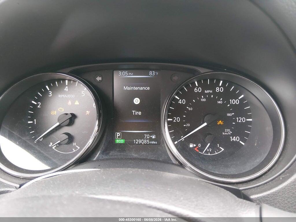 JN8AT2MVXHW024347 2017 NISSAN ROGUE photo no. 7