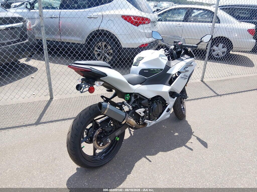 ML5EXGH1XSDA49710 2025 KAWASAKI EX500 photo no. 4