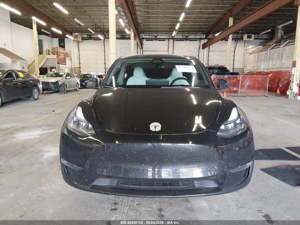 7SAYGDEEXPF885896 2023 TESLA MODEL Y photo no. 11