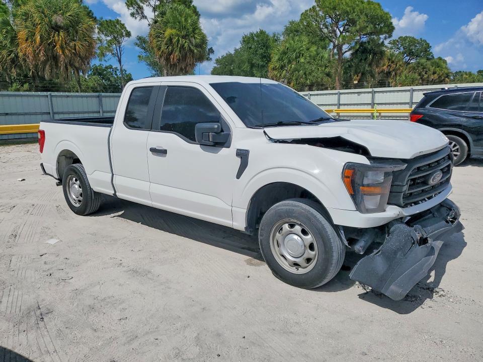 1FTEX1CB2PKG03826 2023 FORD F150 photo no. 4