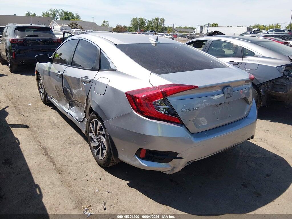 19XFC2F77JE025696 2018 HONDA CIVIC photo no. 3