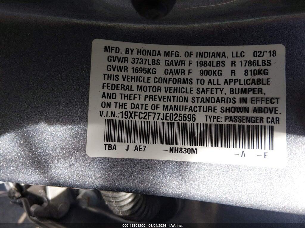 19XFC2F77JE025696 2018 HONDA CIVIC photo no. 9