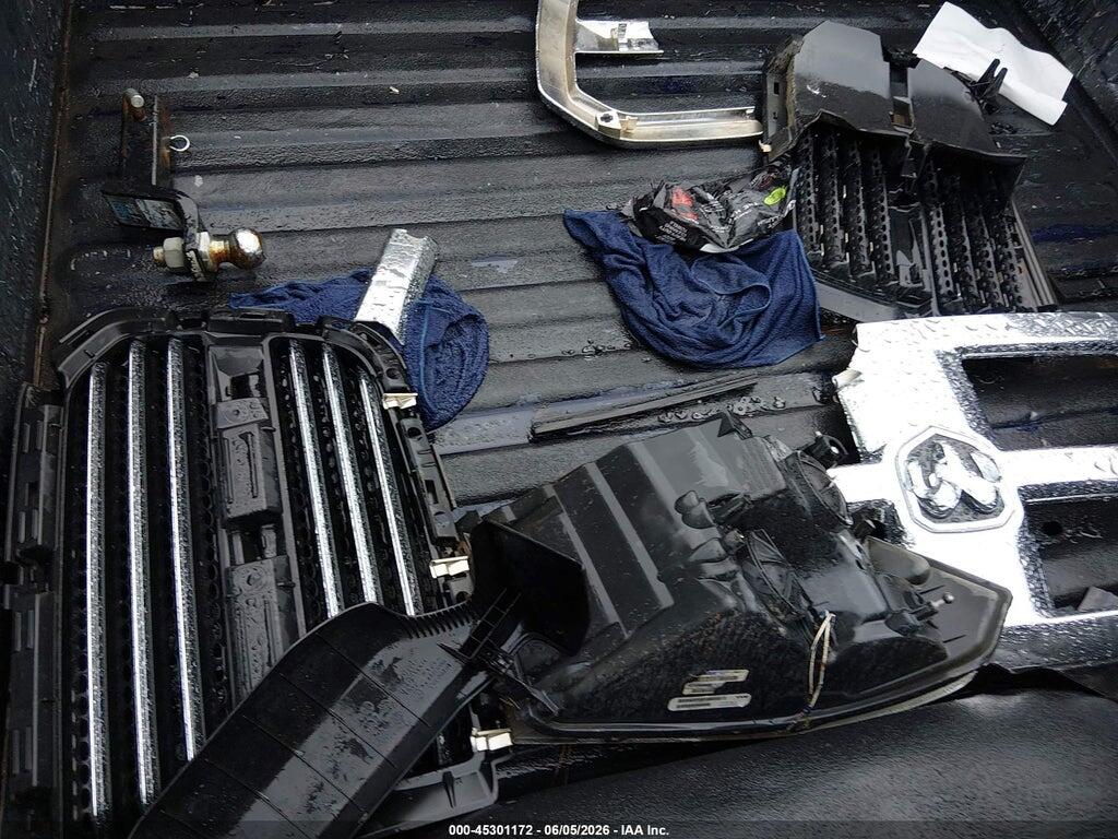1C6RR7LT7JS107846 2018 RAM 1500 photo no. 12