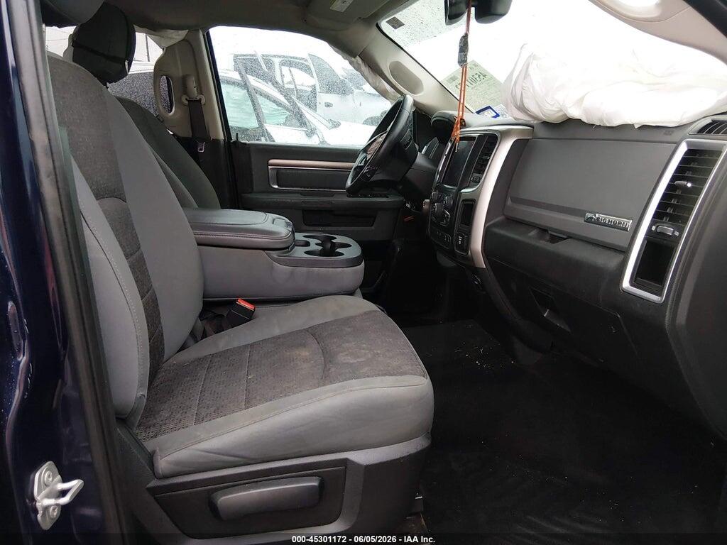 1C6RR7LT7JS107846 2018 RAM 1500 photo no. 5