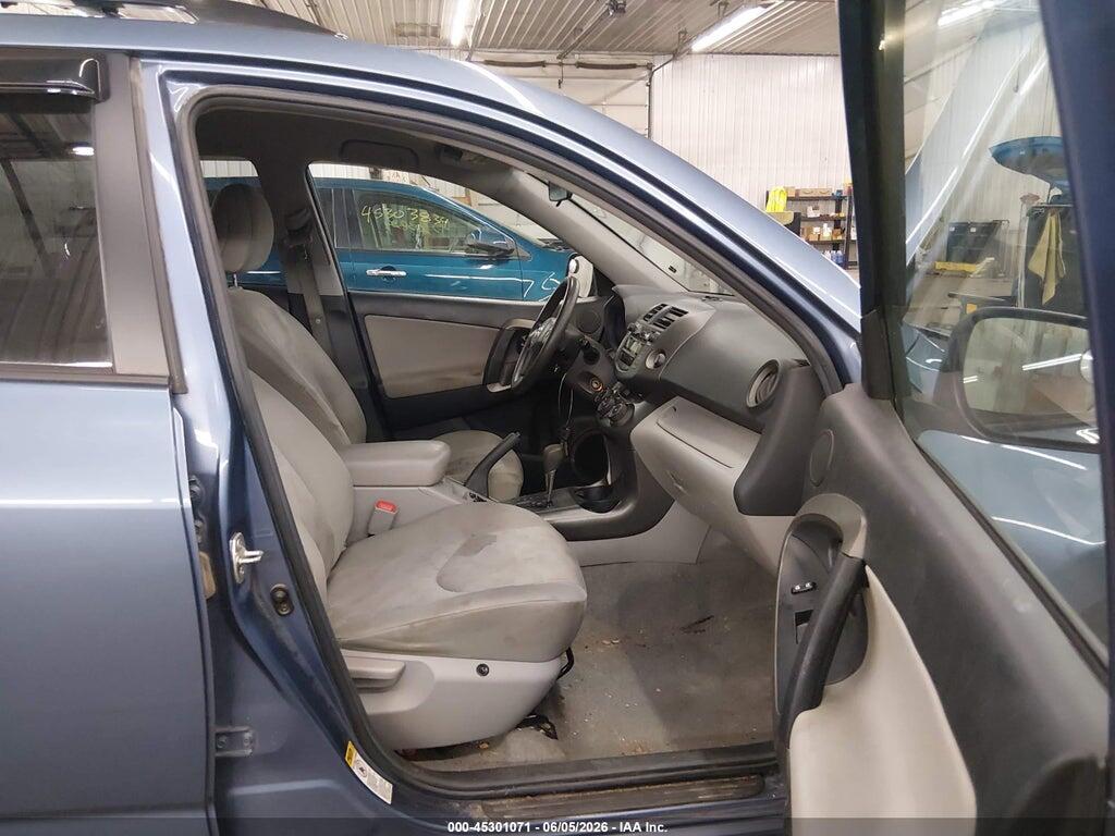 2T3BF4DVXBW123260 2011 TOYOTA RAV4 photo no. 5