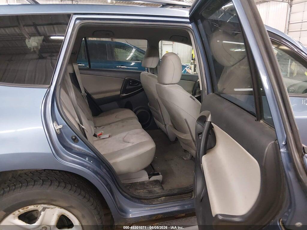 2T3BF4DVXBW123260 2011 TOYOTA RAV4 photo no. 8