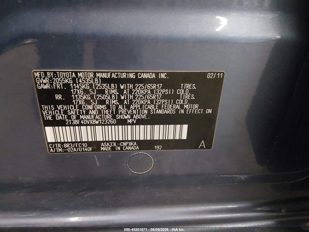 2T3BF4DVXBW123260 2011 TOYOTA RAV4 photo no. 9