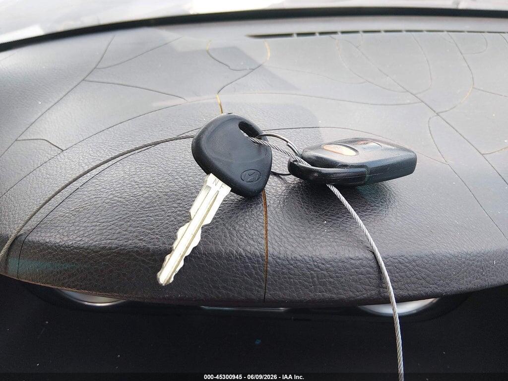5NPEU4AF2AH598519 2010 HYUNDAI SONATA photo no. 11