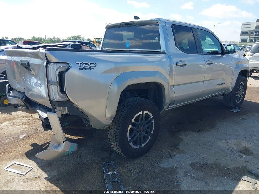 3TYKB5FN9RT000922 2024 TOYOTA TACOMA photo no. 4