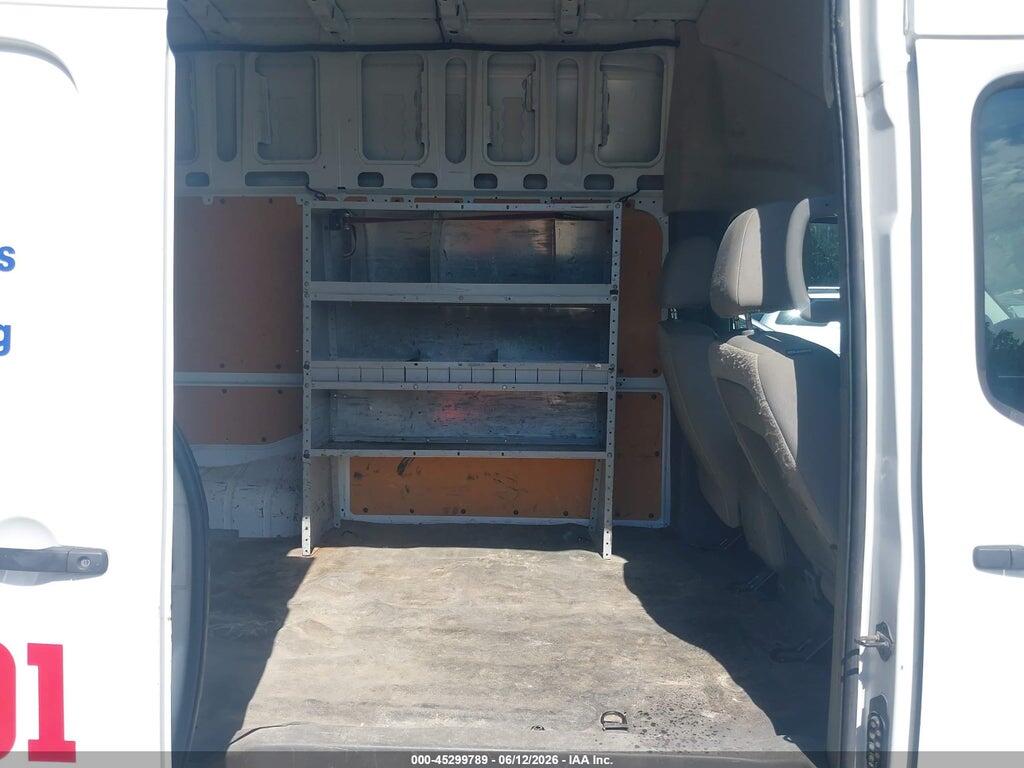 1N6BF0LY8KN810228 2019 NISSAN NV CARGO NV2500 HD photo no. 8