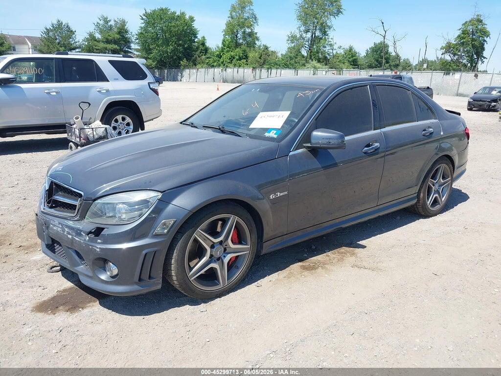 WDDGF7HBXBF662508 2011 MERCEDES-BENZ C 63 AMG photo no. 2