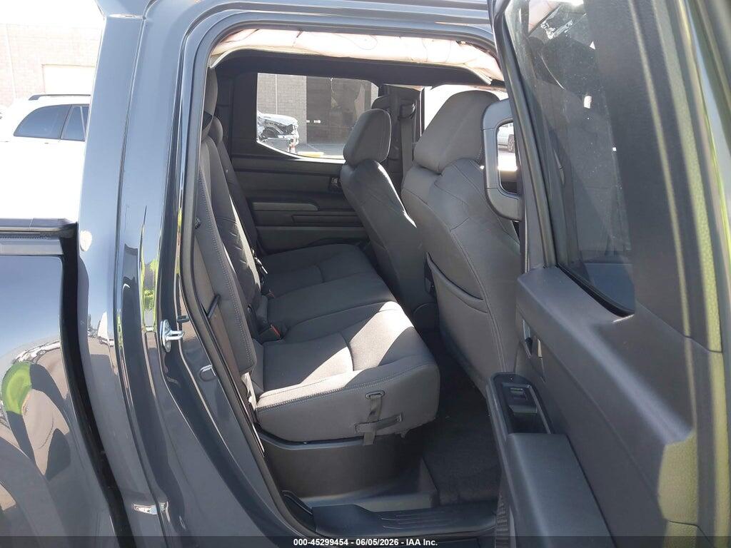 3TYKD5HN4RT001998 2024 TOYOTA TACOMA photo no. 8
