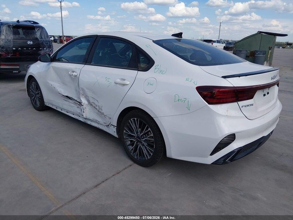 3KPF54AD3PE635008 2023 KIA FORTE photo no. 3