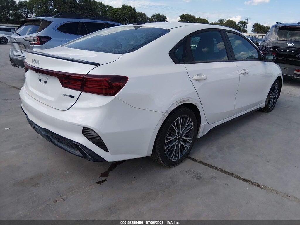 3KPF54AD3PE635008 2023 KIA FORTE photo no. 4
