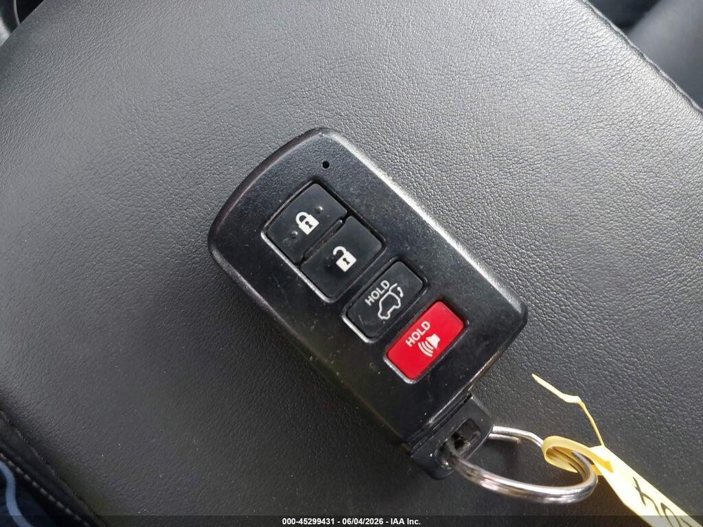 JTMDFREVXGD187677 2016 TOYOTA RAV4 photo no. 11