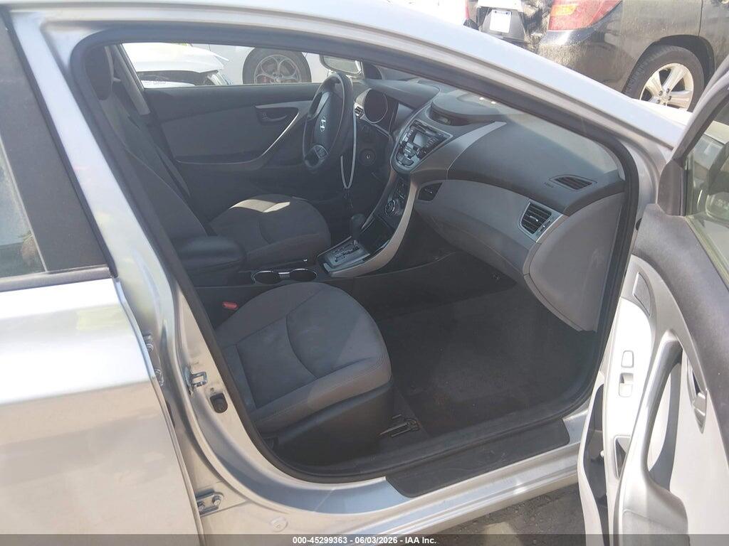 5NPDH4AE7DH263140 2013 HYUNDAI ELANTRA photo no. 5