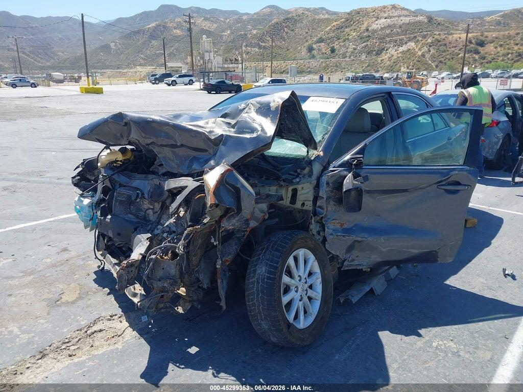4T4BF3EKXAR072029 2010 TOYOTA CAMRY photo no. 2