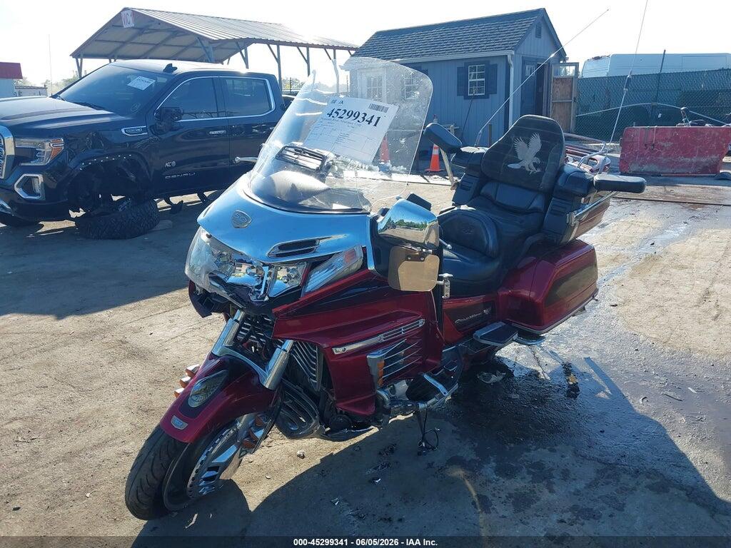 1HFSC2238XA103437 1999 HONDA GL1500 photo no. 2