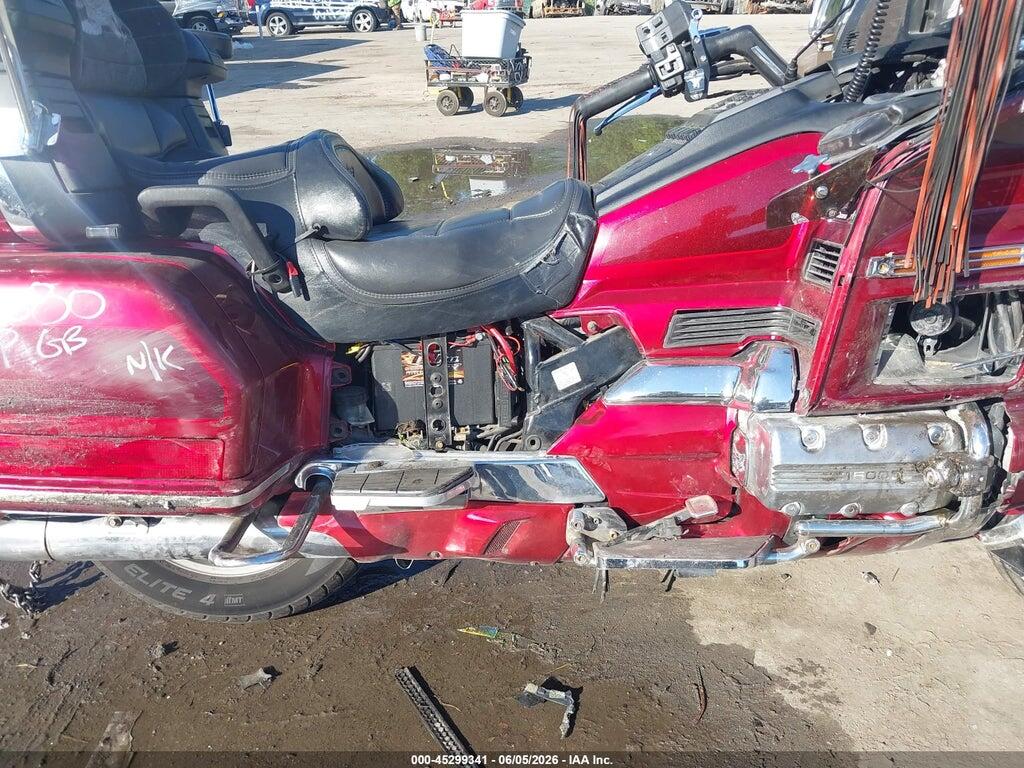 1HFSC2238XA103437 1999 HONDA GL1500 photo no. 8