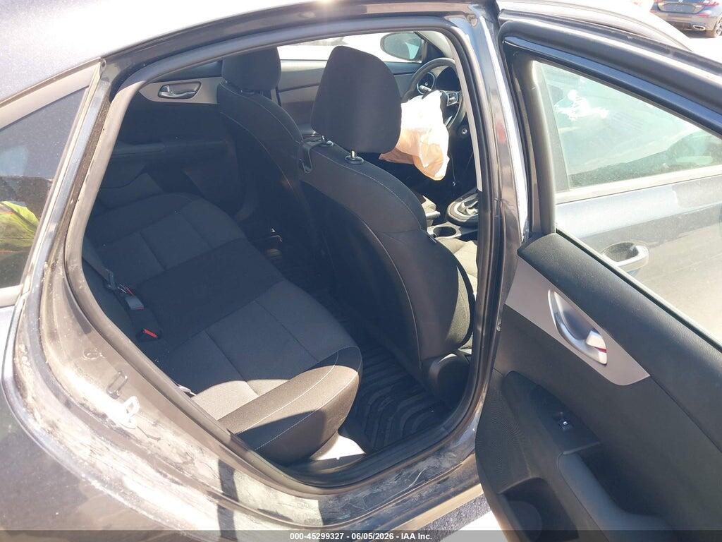 3KPF24AD9PE688093 2023 KIA FORTE photo no. 8