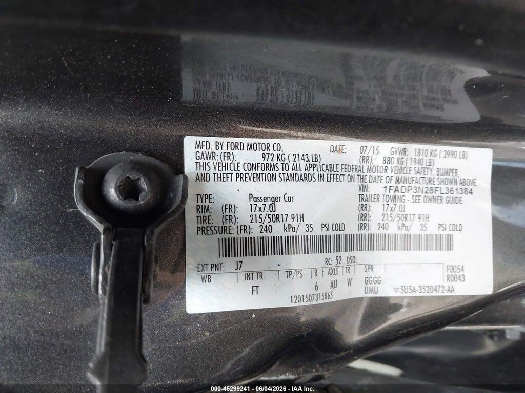 1FADP3N28FL361384 2015 FORD FOCUS photo no. 9