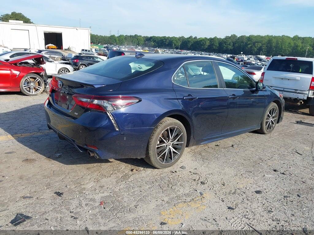 4T1G11AK2NU665382 2022 TOYOTA CAMRY photo no. 4