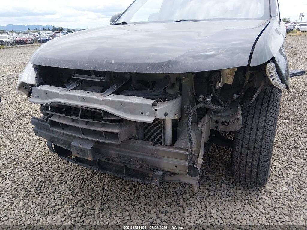 JA4AZ3A35LZ035163 2020 MITSUBISHI OUTLANDER photo no. 6