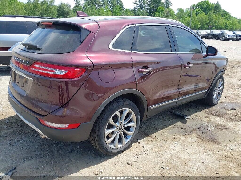 5LMCJ2D90KUL09695 2019 LINCOLN MKC photo no. 4