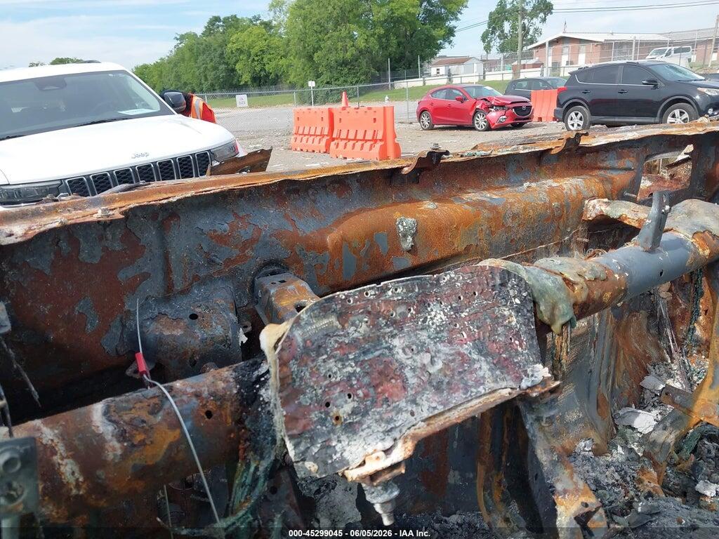 1GCRYBEF1LZ292444 2020 CHEVROLET SILVERADO 1500 photo no. 7