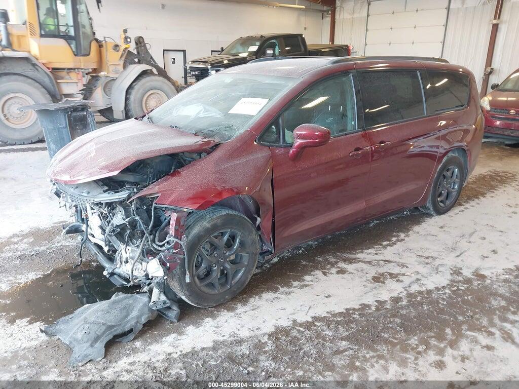 2C4RC1BG2JR194598 2018 CHRYSLER PACIFICA photo no. 2
