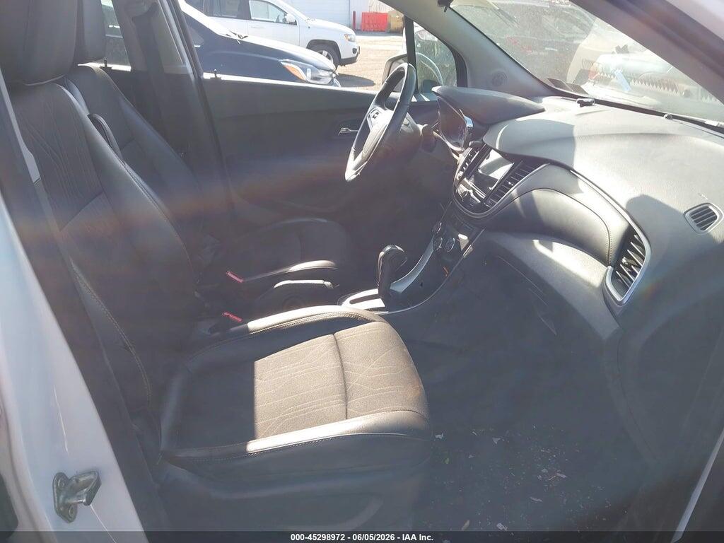 3GNCJPSBXKL206599 2019 CHEVROLET TRAX photo no. 5