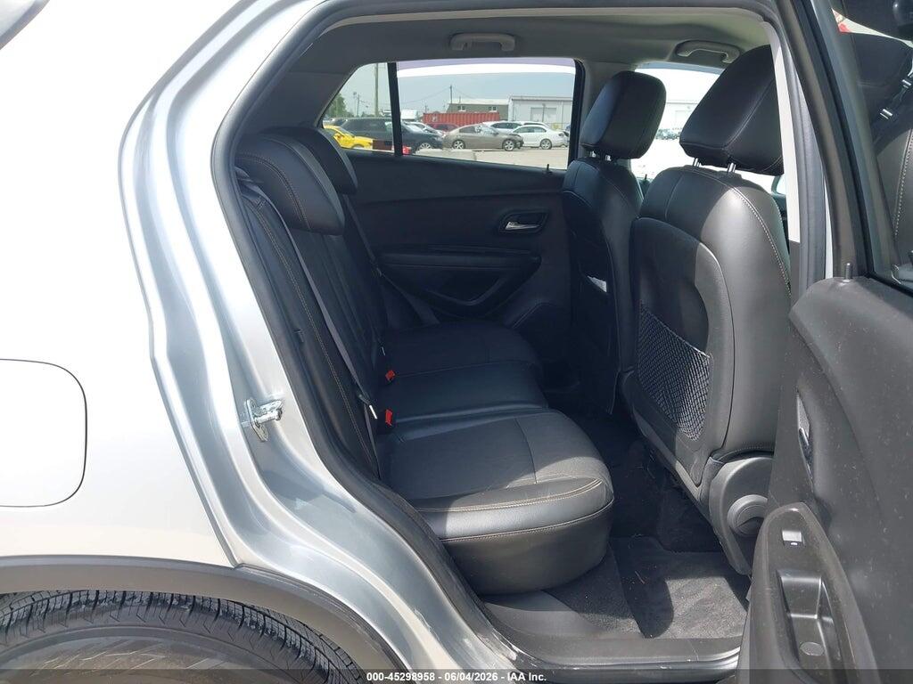 KL7CJLSB6JB586541 2018 CHEVROLET TRAX photo no. 8