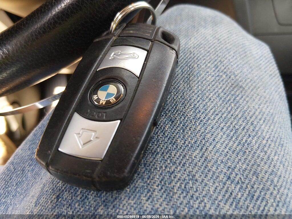 WBAPK5C59AA652282 2010 BMW 328I photo no. 11