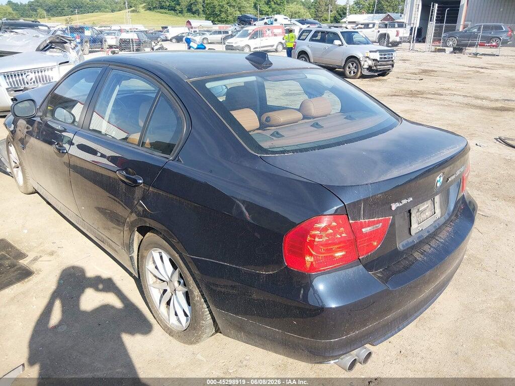 WBAPK5C59AA652282 2010 BMW 328I photo no. 3