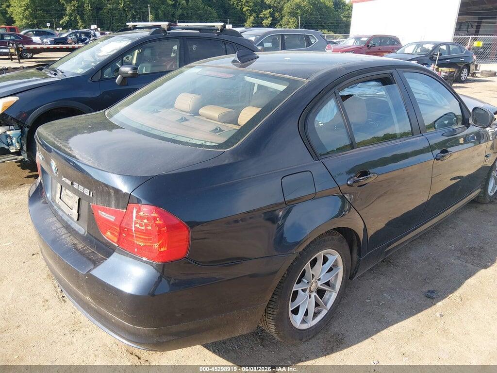 WBAPK5C59AA652282 2010 BMW 328I photo no. 4