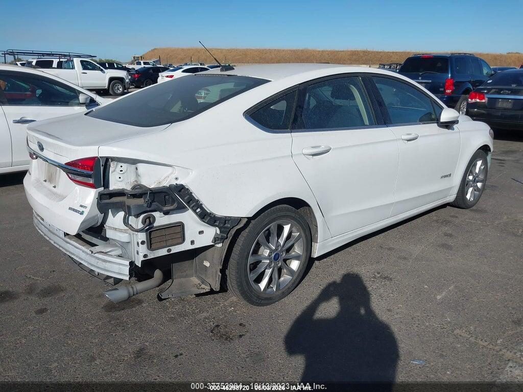 3FA6P0LU5HR324275 2017 FORD FUSION HYBRID photo no. 4