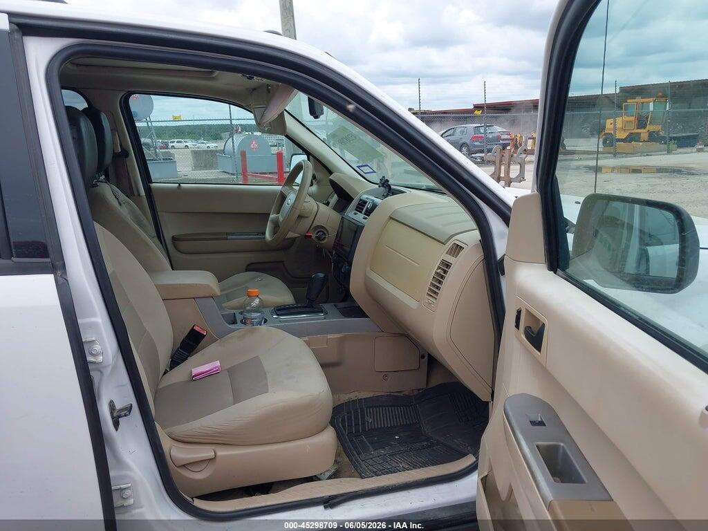 1FMCU03108KD15477 2008 FORD ESCAPE photo no. 5