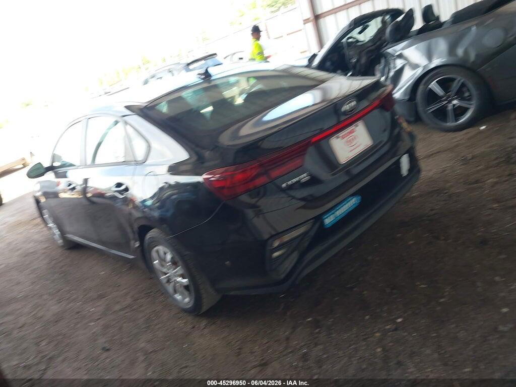 3KPF24AD3ME320178 2021 KIA FORTE photo no. 3