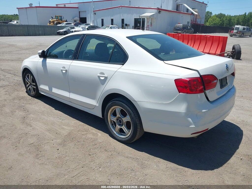 3VWDZ7AJ6BM373824 2011 VOLKSWAGEN JETTA photo no. 3