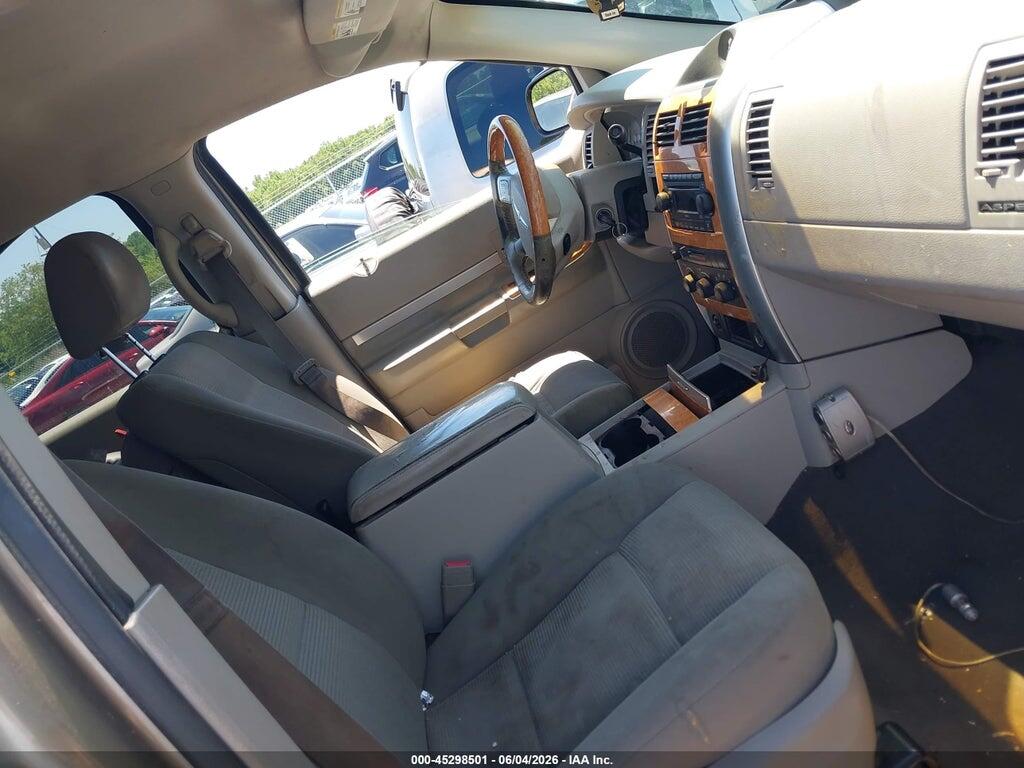 1A8HX58P27F537711 2007 CHRYSLER ASPEN photo no. 5