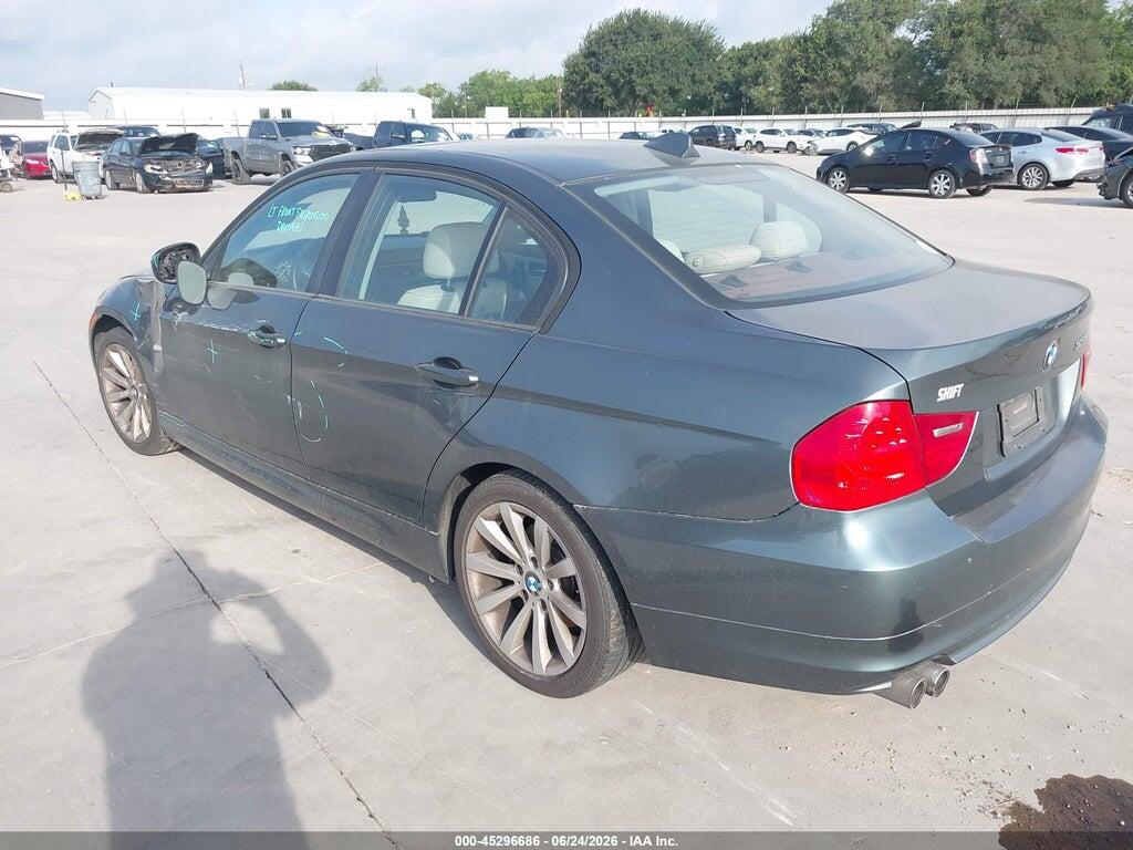 WBAPH57569NM32563 2009 BMW 328I photo no. 3
