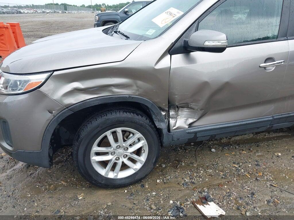 5XYKT3A60FG577084 2015 KIA SORENTO photo no. 6