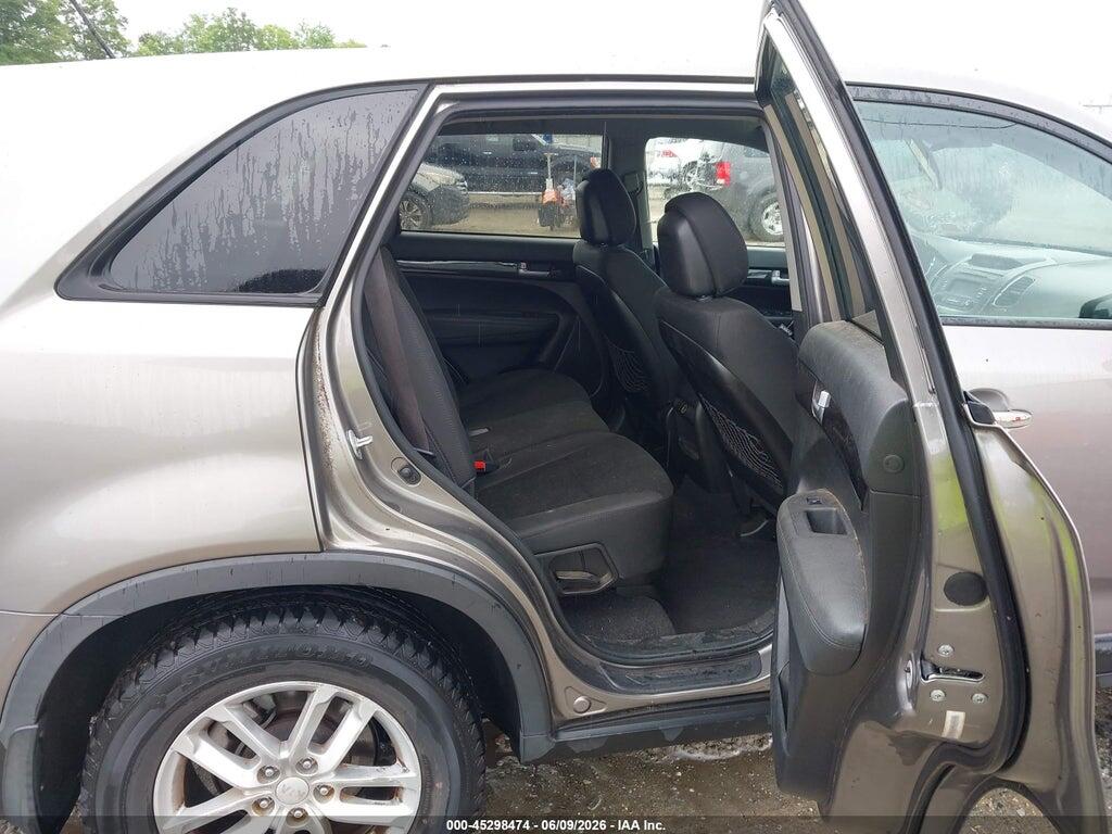 5XYKT3A60FG577084 2015 KIA SORENTO photo no. 8