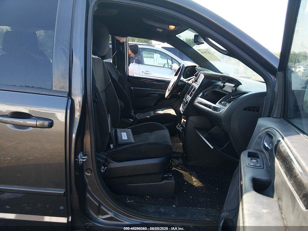 2C4RDGBG3HR549806 2017 DODGE GRAND CARAVAN photo no. 5