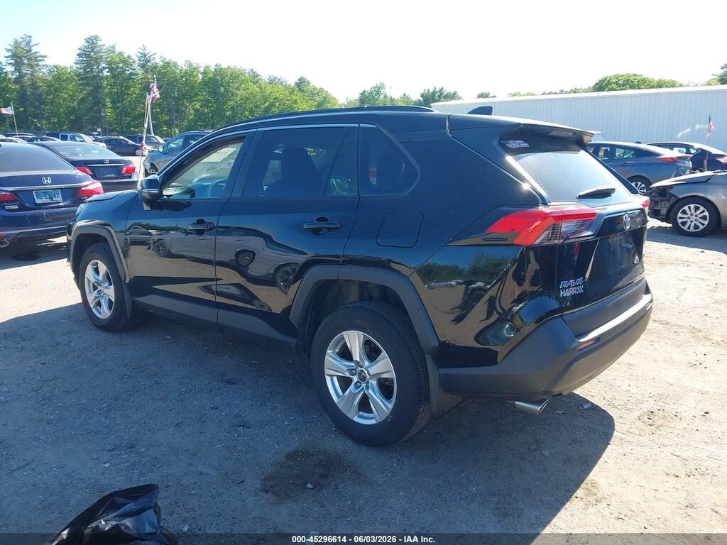 2T3P1RFV9MC245045 2021 TOYOTA RAV4 photo no. 3