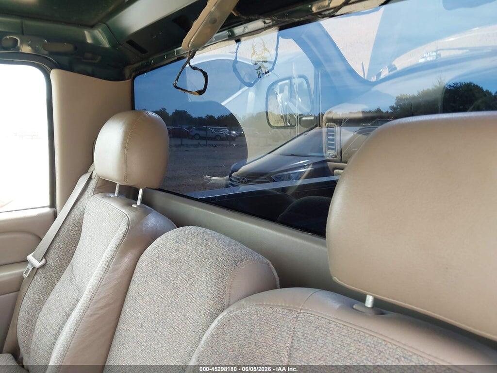 1GCEC14X73Z356598 2003 CHEVROLET SILVERADO 1500 photo no. 8