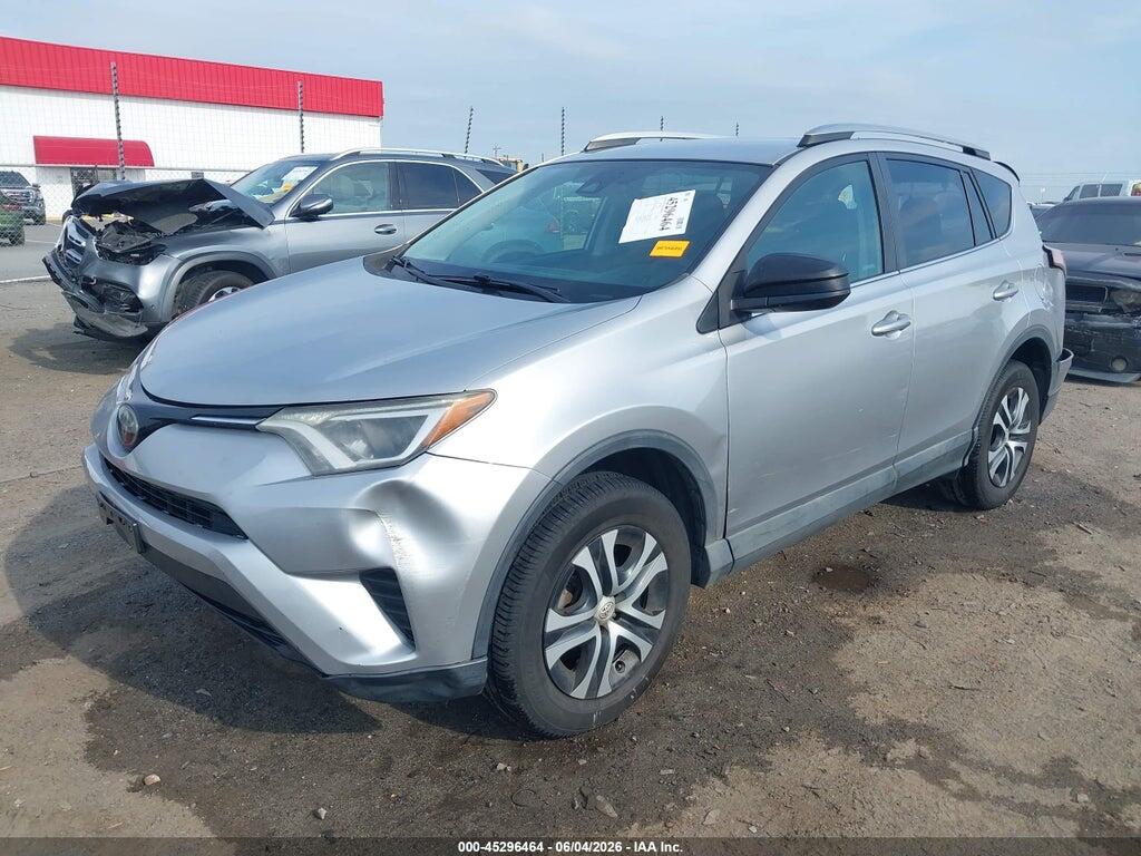2T3ZFREV0JW414827 2018 TOYOTA RAV4 photo no. 2