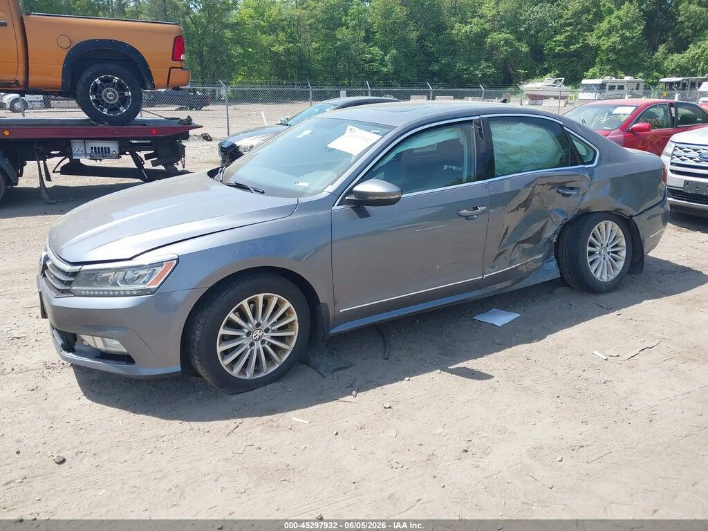 1VWBT7A32HC021568 2017 VOLKSWAGEN PASSAT photo no. 2